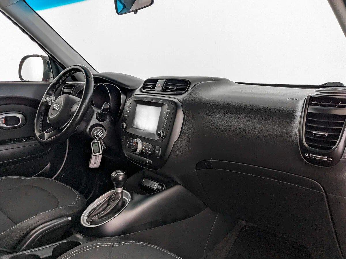 Kia Soul 2018, красный