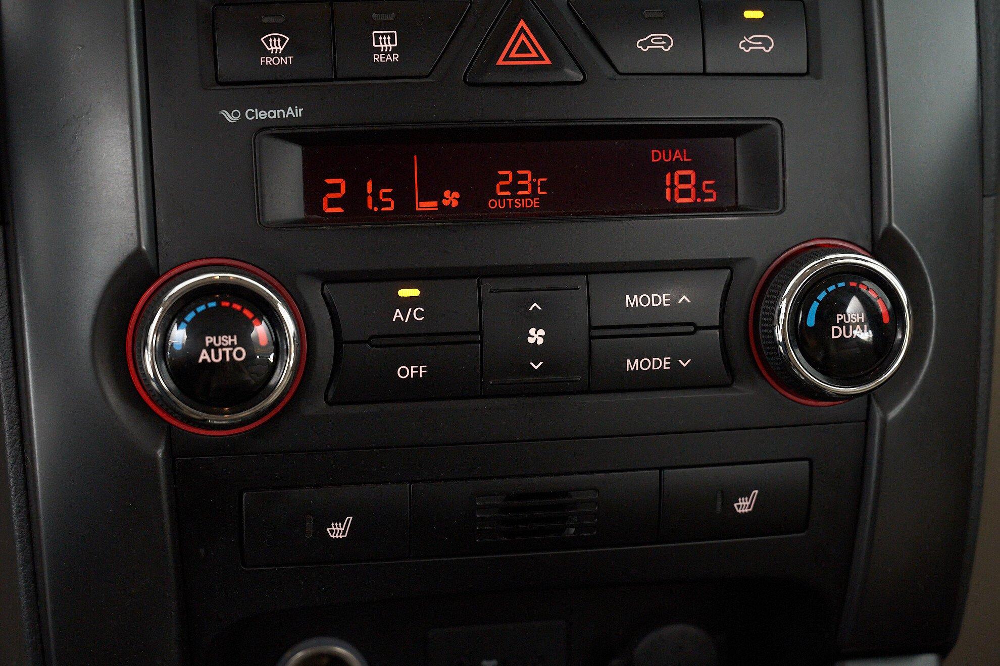 Kia Sorento 2010, бежевый