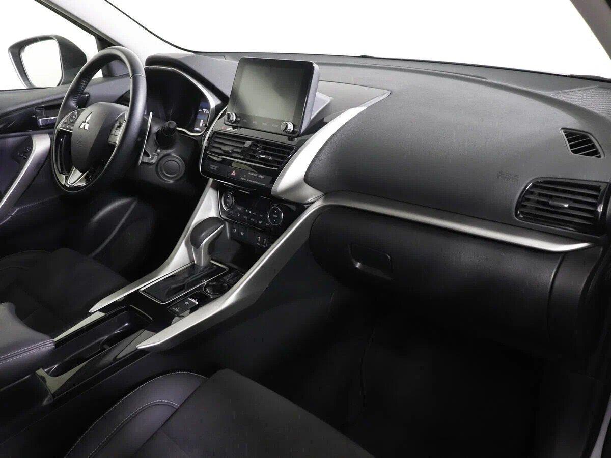 Mitsubishi Eclipse Cross 2021, белый