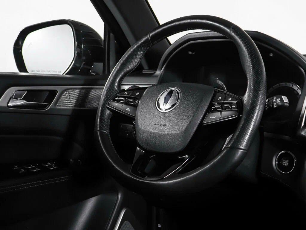 SsangYong Rexton 2019, черный