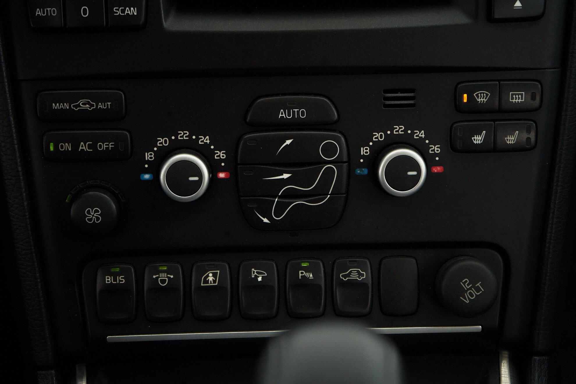 Volvo XC90 2011, черный