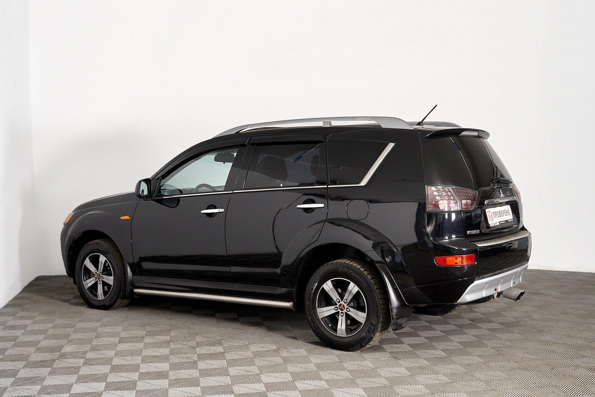 Mitsubishi Outlander 2008, черный