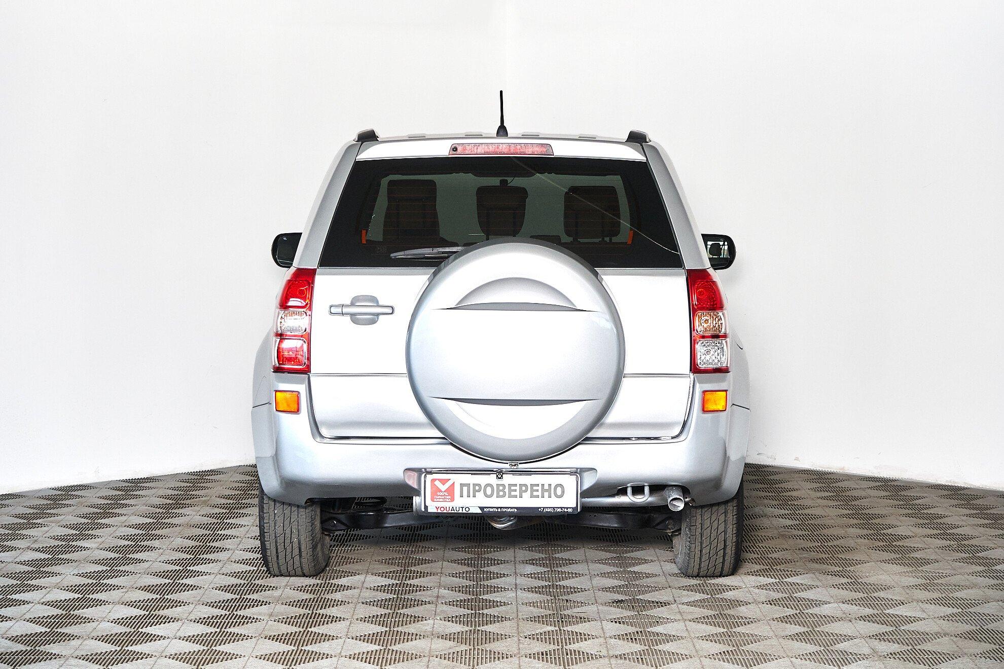 Suzuki Grand Vitara 2010, серебряный