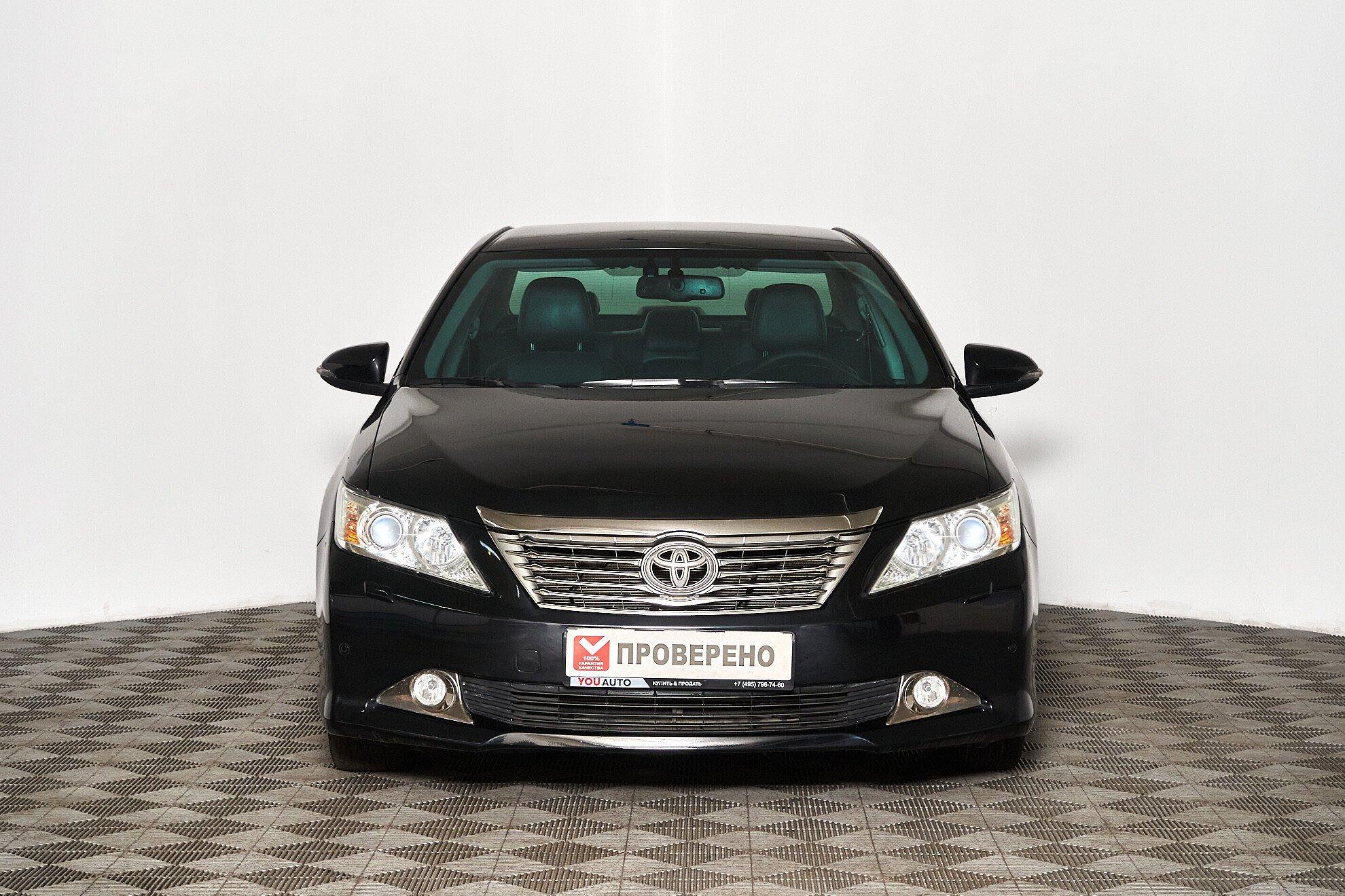 Toyota Camry 2014, черный