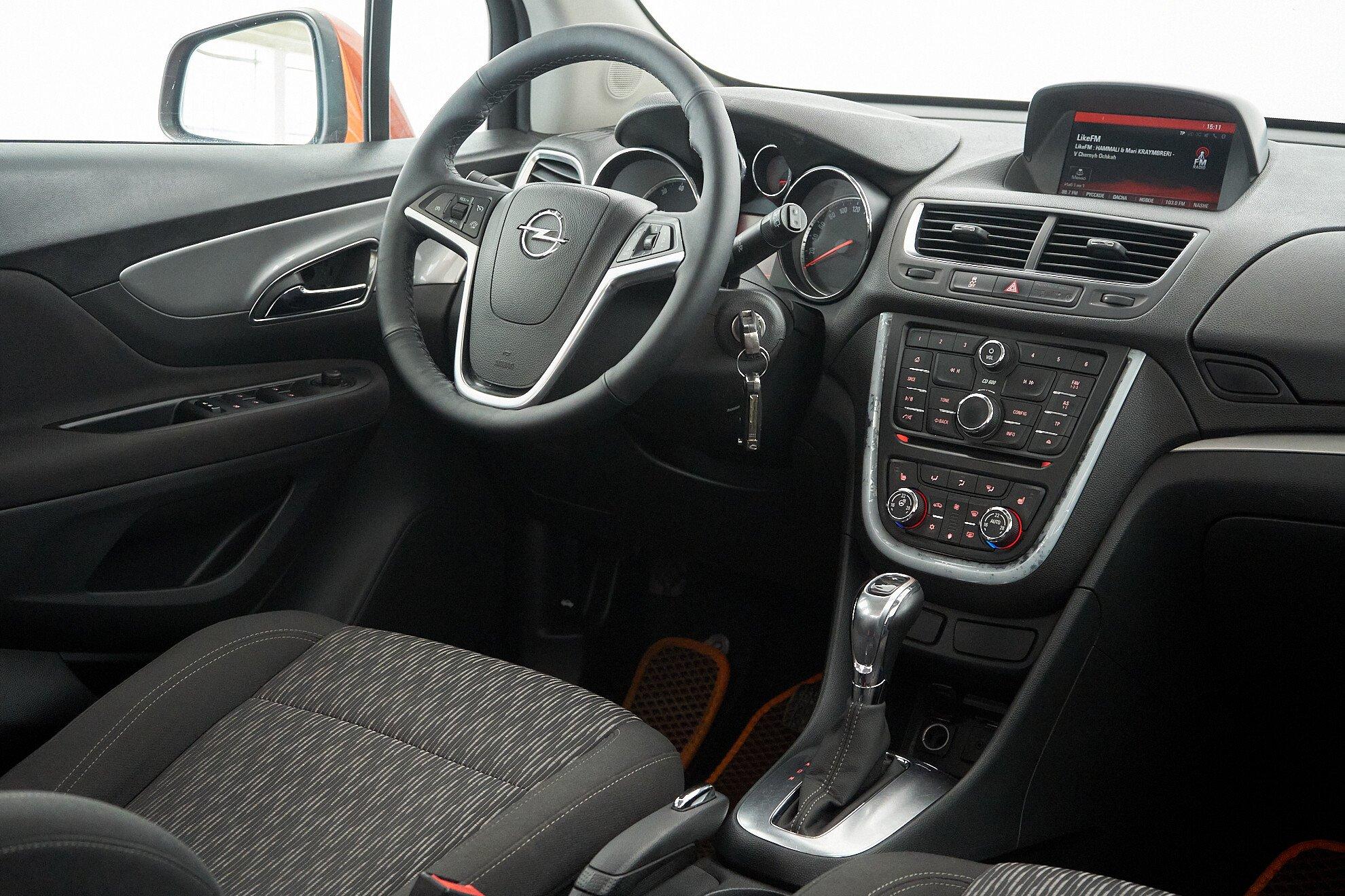 Opel Mokka 2014, оранжевый