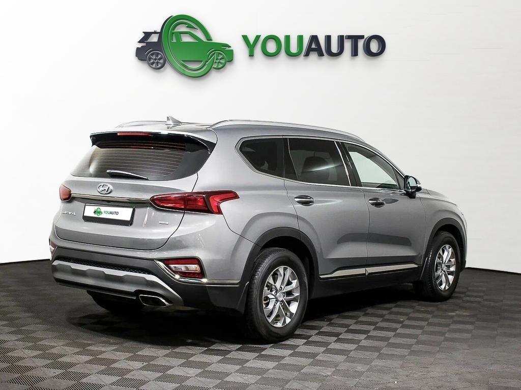 Hyundai Santa Fe 2019, серебряный