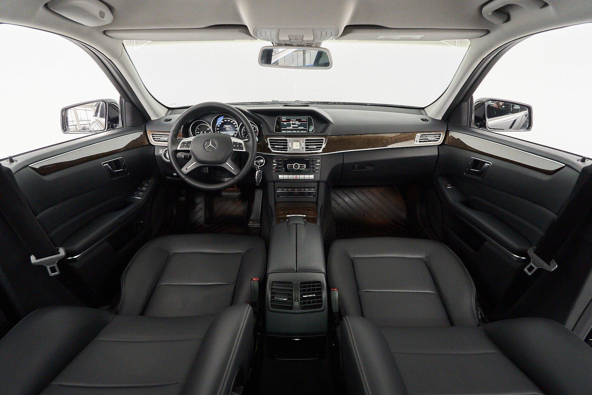 Mercedes-Benz E-Класс 2013, черный