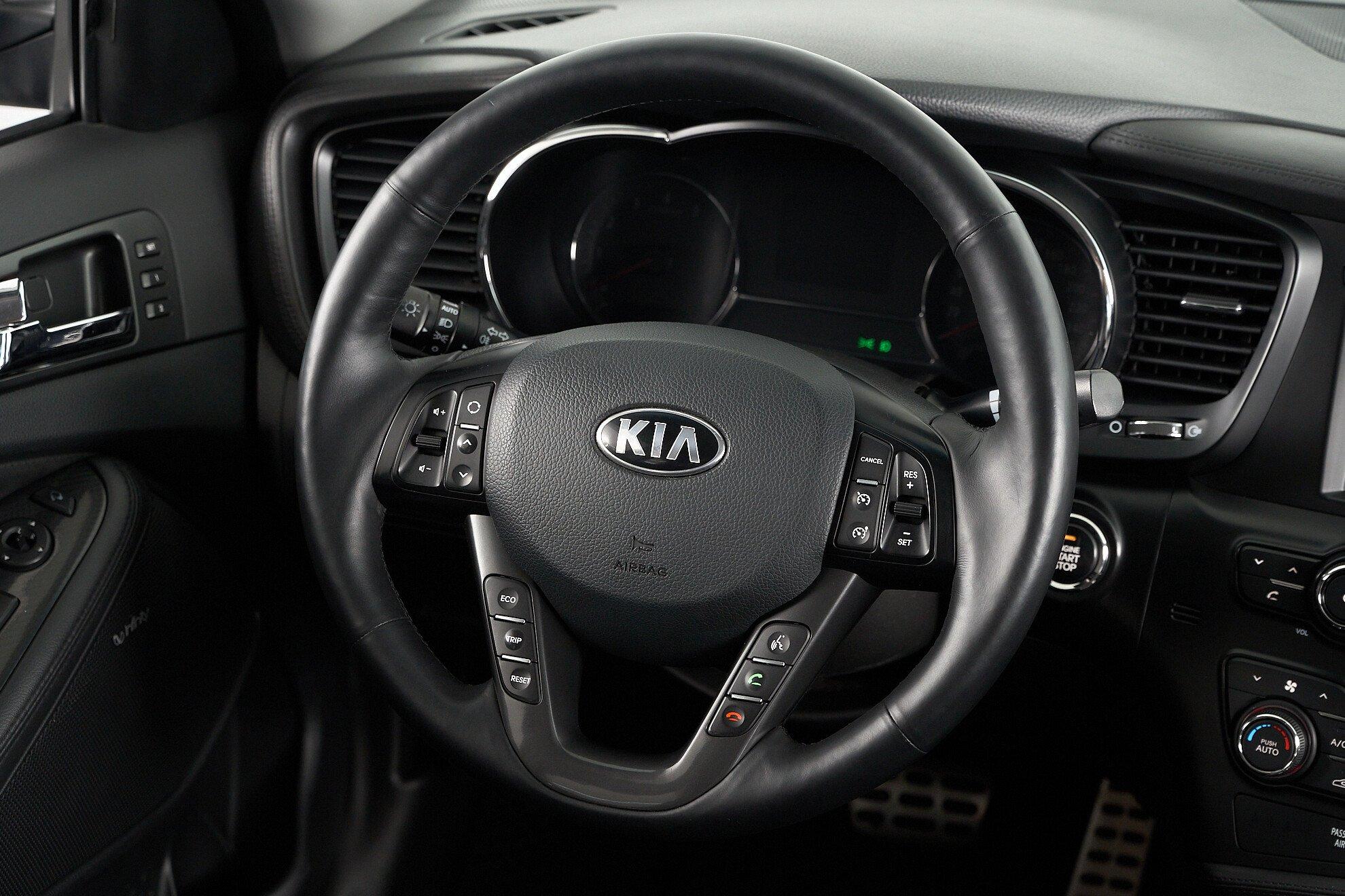 Kia Optima 2013, черный