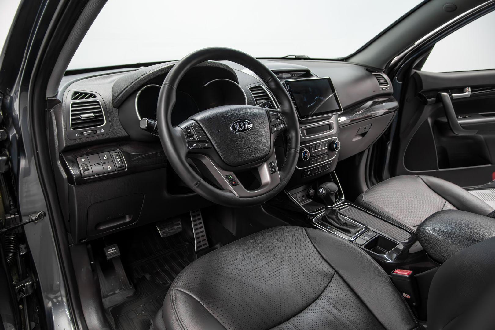 Kia Sorento 2014, зеленый