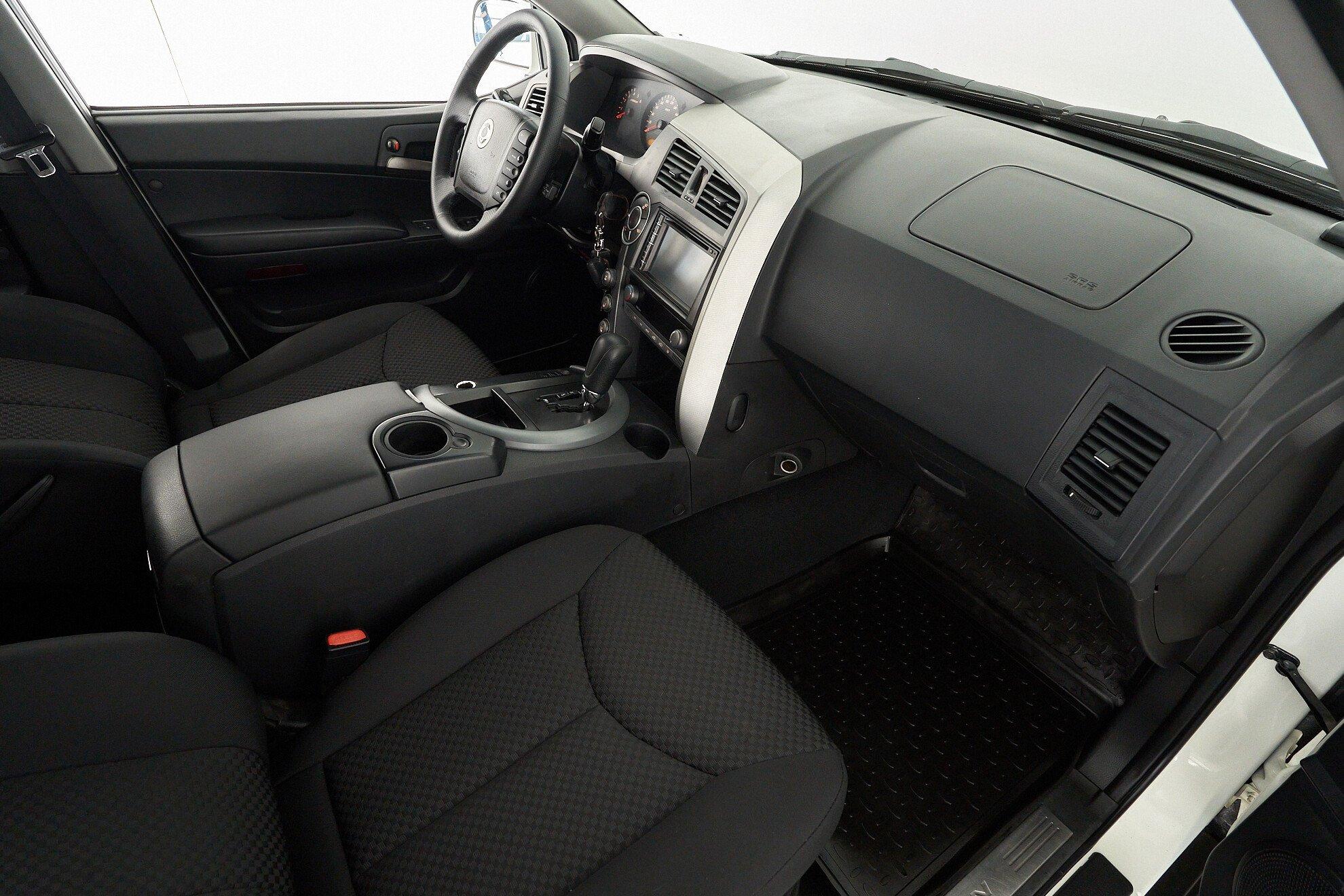 SsangYong Kyron 2013, белый