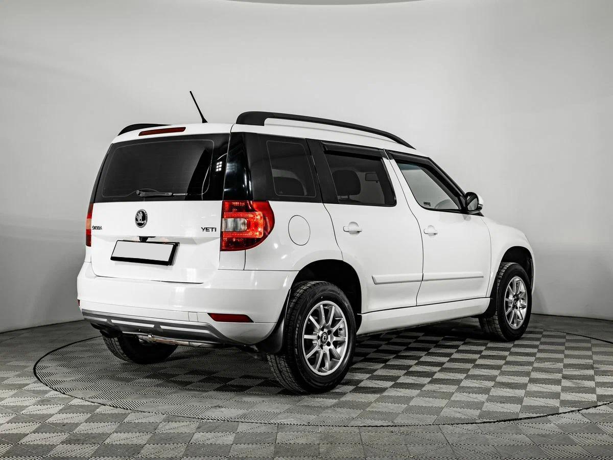 Skoda Yeti 2014, белый