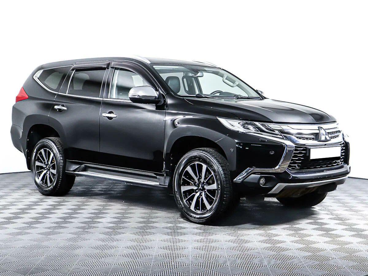 Mitsubishi Pajero Sport 2021, черный