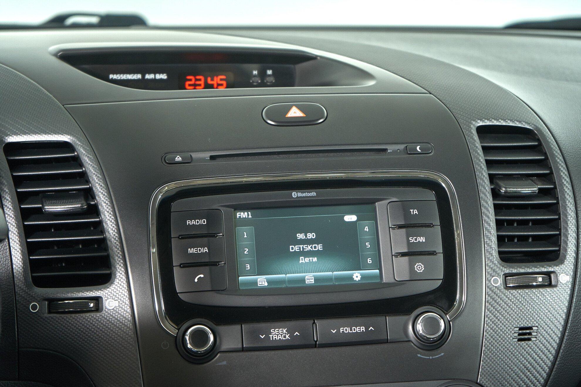 Kia Cerato 2017, серый