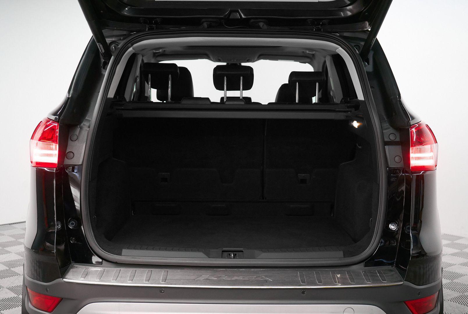 Ford Kuga 2014, черный