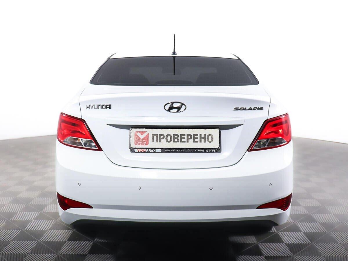 Hyundai Solaris 2016, белый