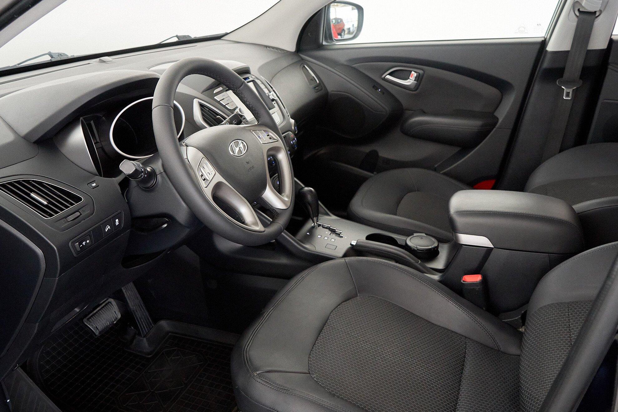 Hyundai ix35 2012, черный