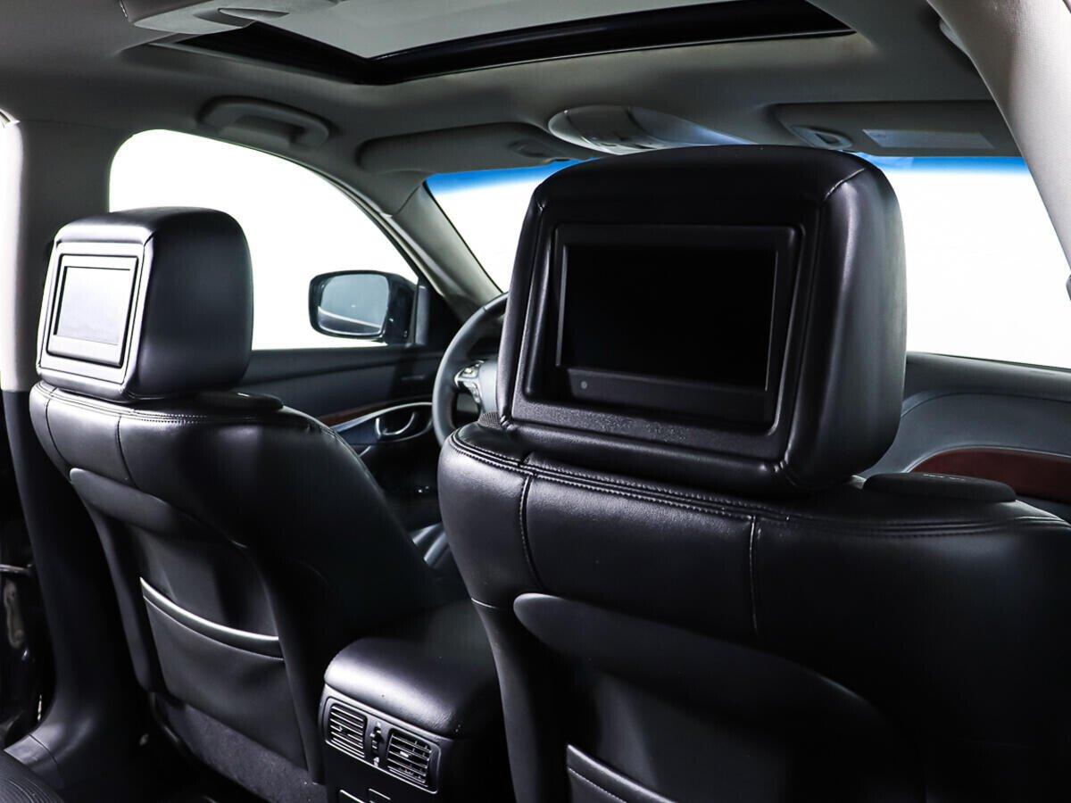 Infiniti M 2013, черный