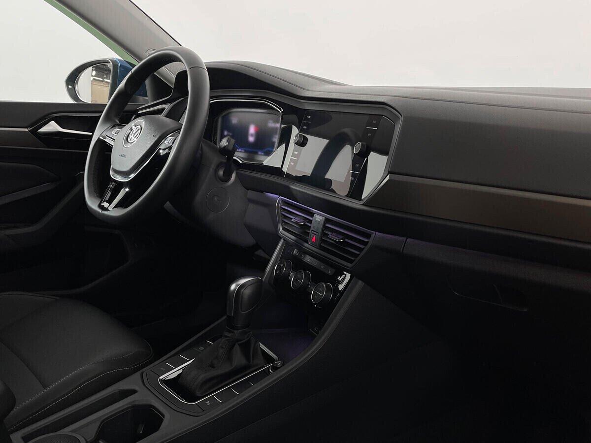 Volkswagen Jetta 2019, голубой