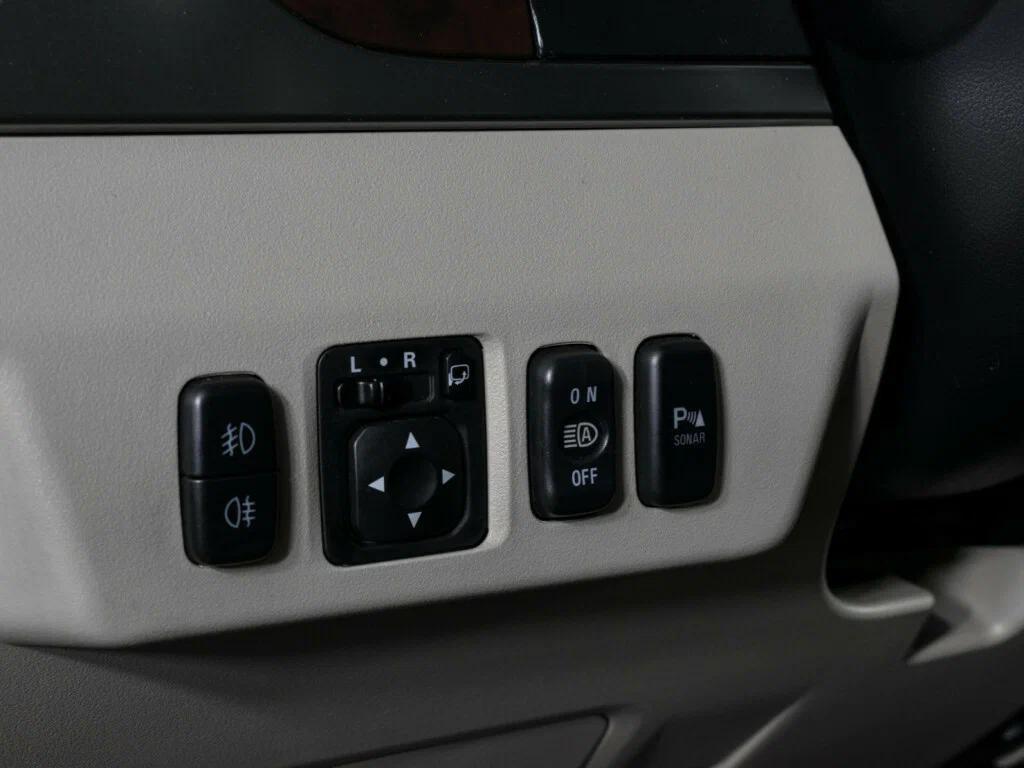 Mitsubishi Pajero 2021, черный