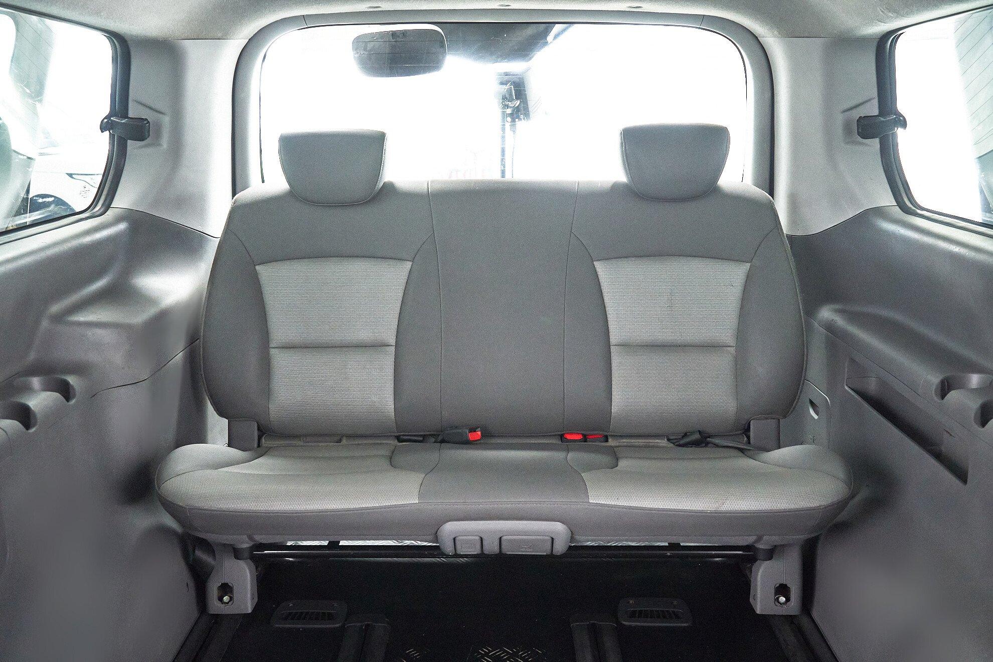 Hyundai Grand Starex 2011, черный