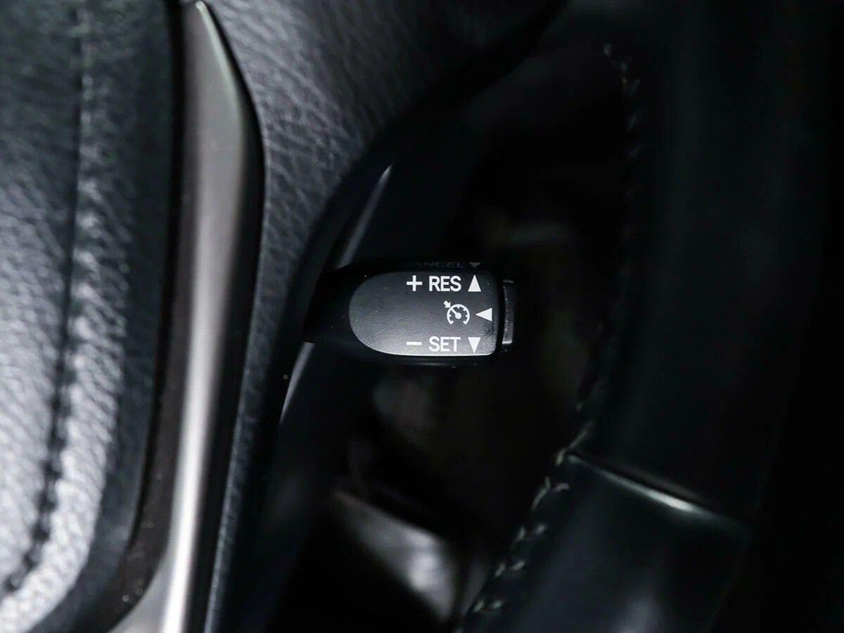 Toyota RAV4 2016, черный