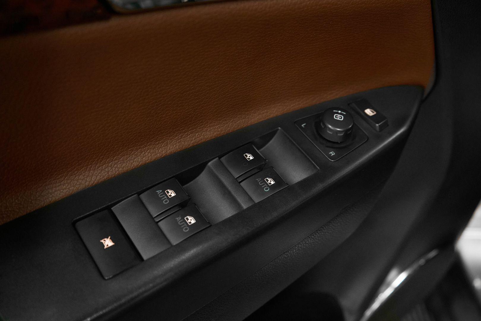 Opel Antara 2014, золотой