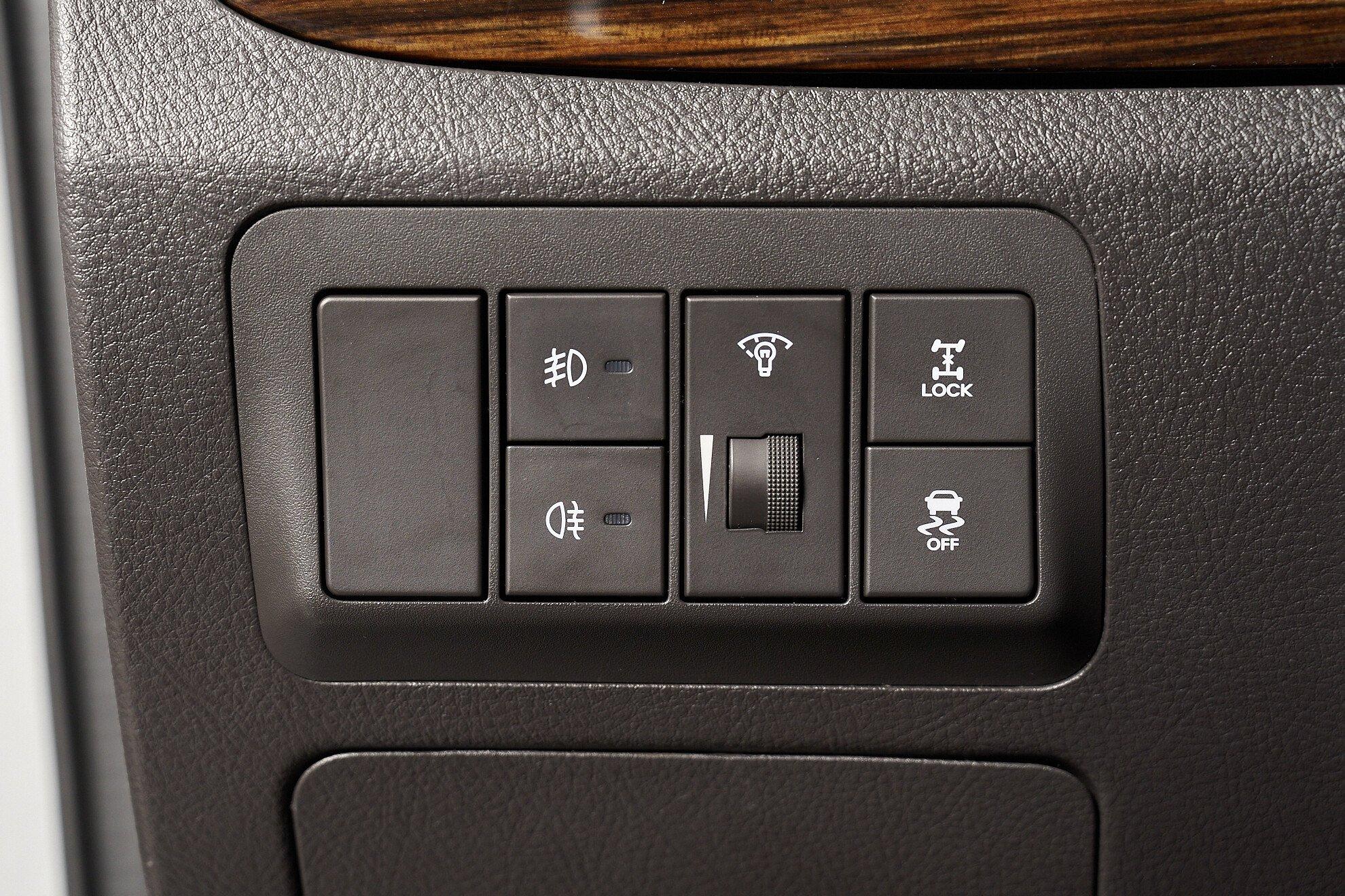 Hyundai Santa Fe 2011, серебряный