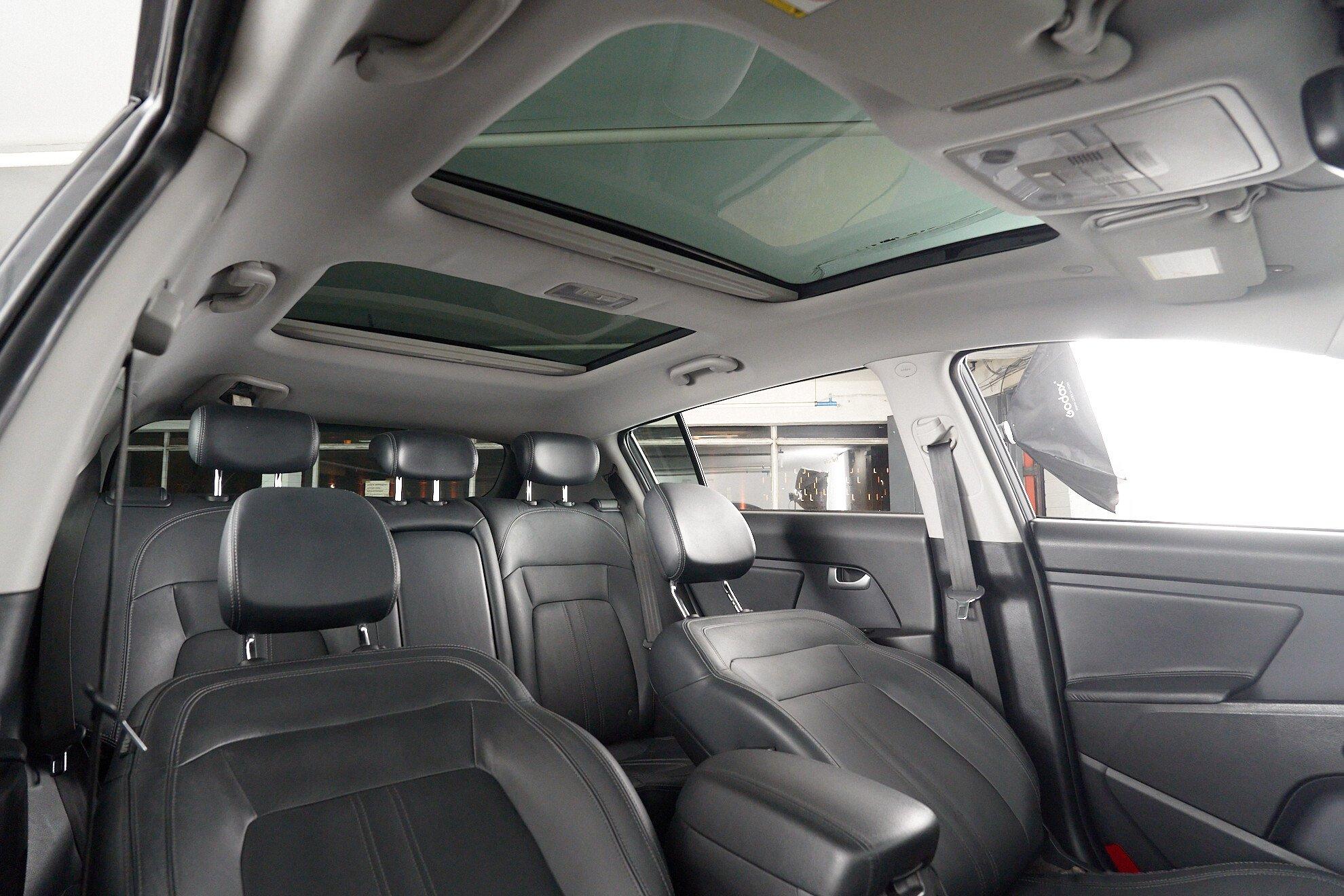Kia Sportage 2011, серый