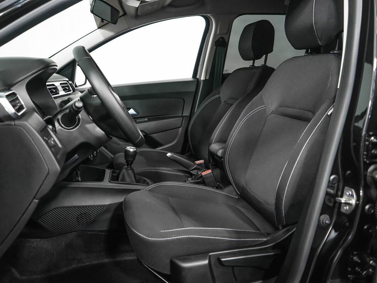 Renault Duster 2021, черный