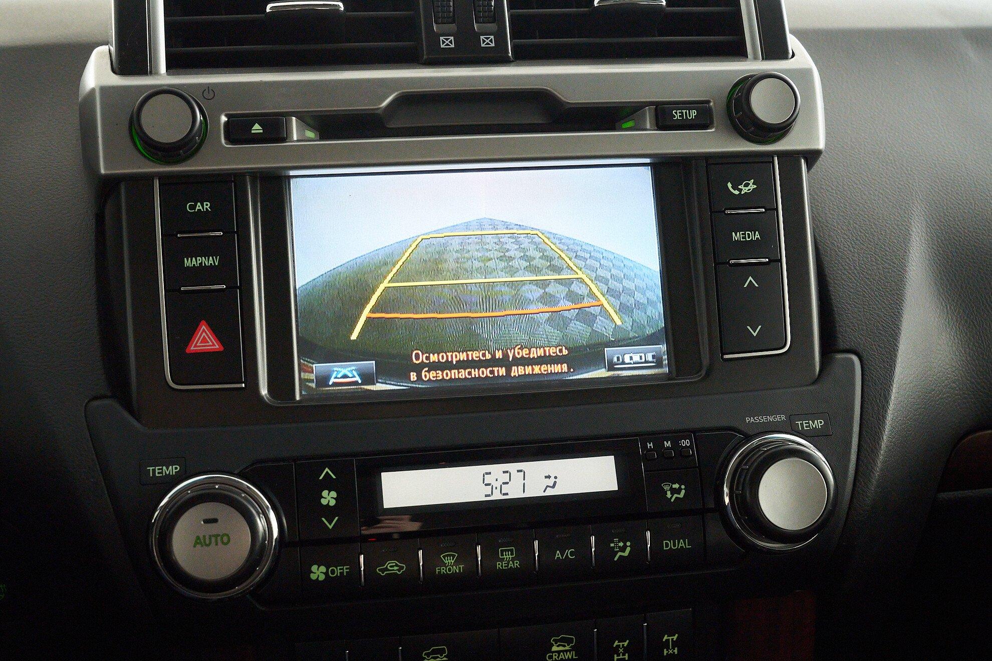 Toyota Land Cruiser Prado 2015, черный