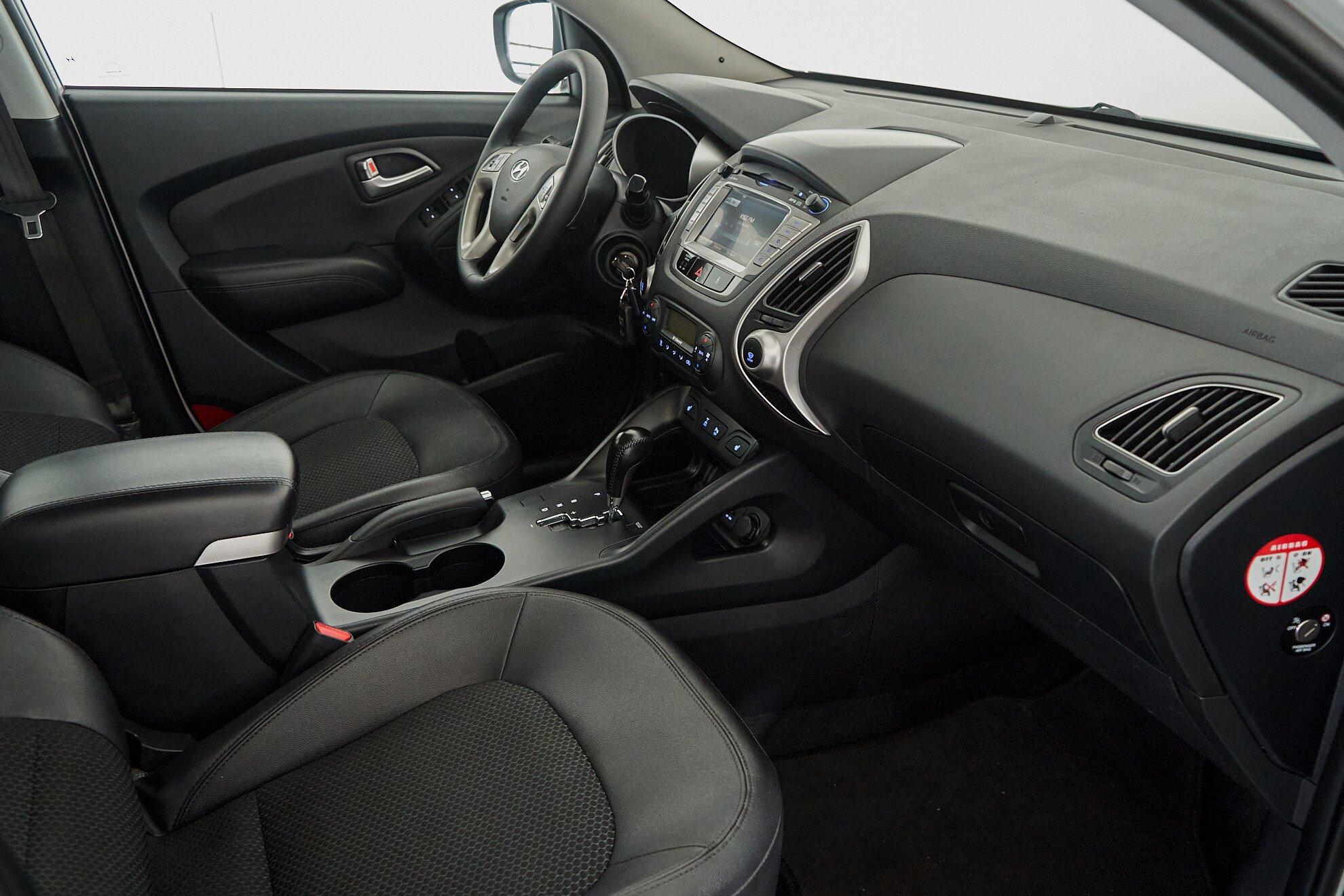 Hyundai ix35 2014, белый