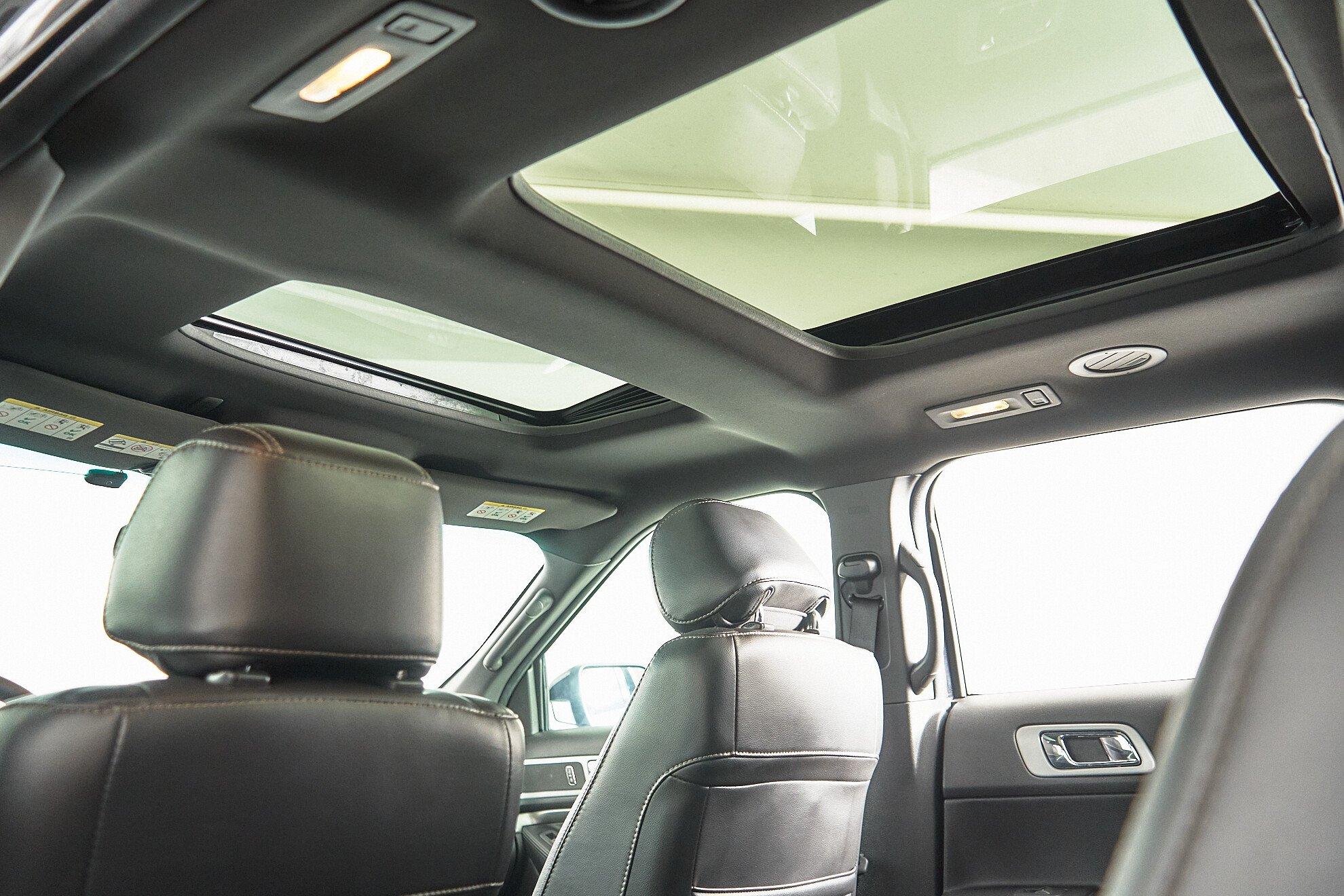 Ford Explorer 2014, черный