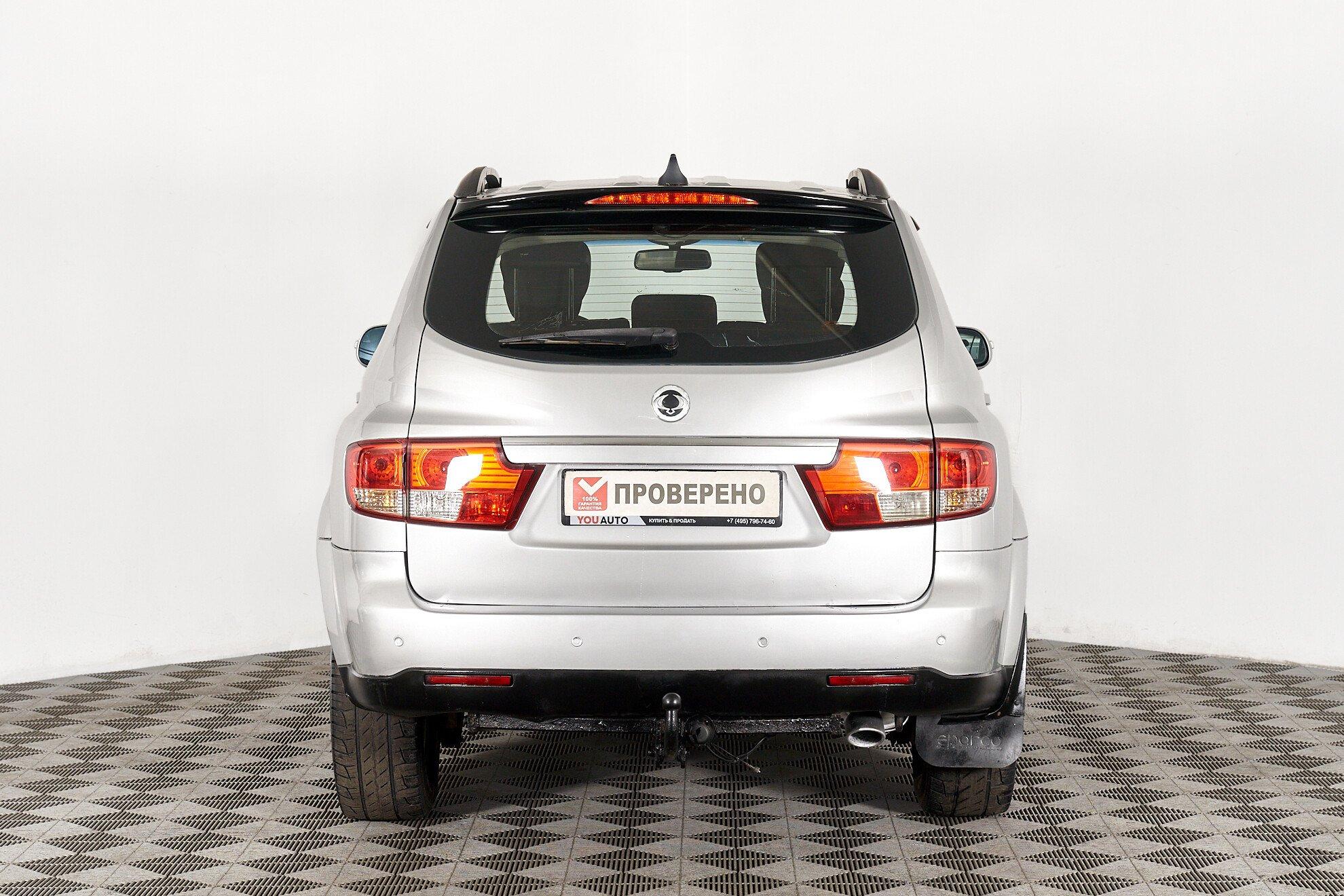 SsangYong Kyron 2013, серебряный