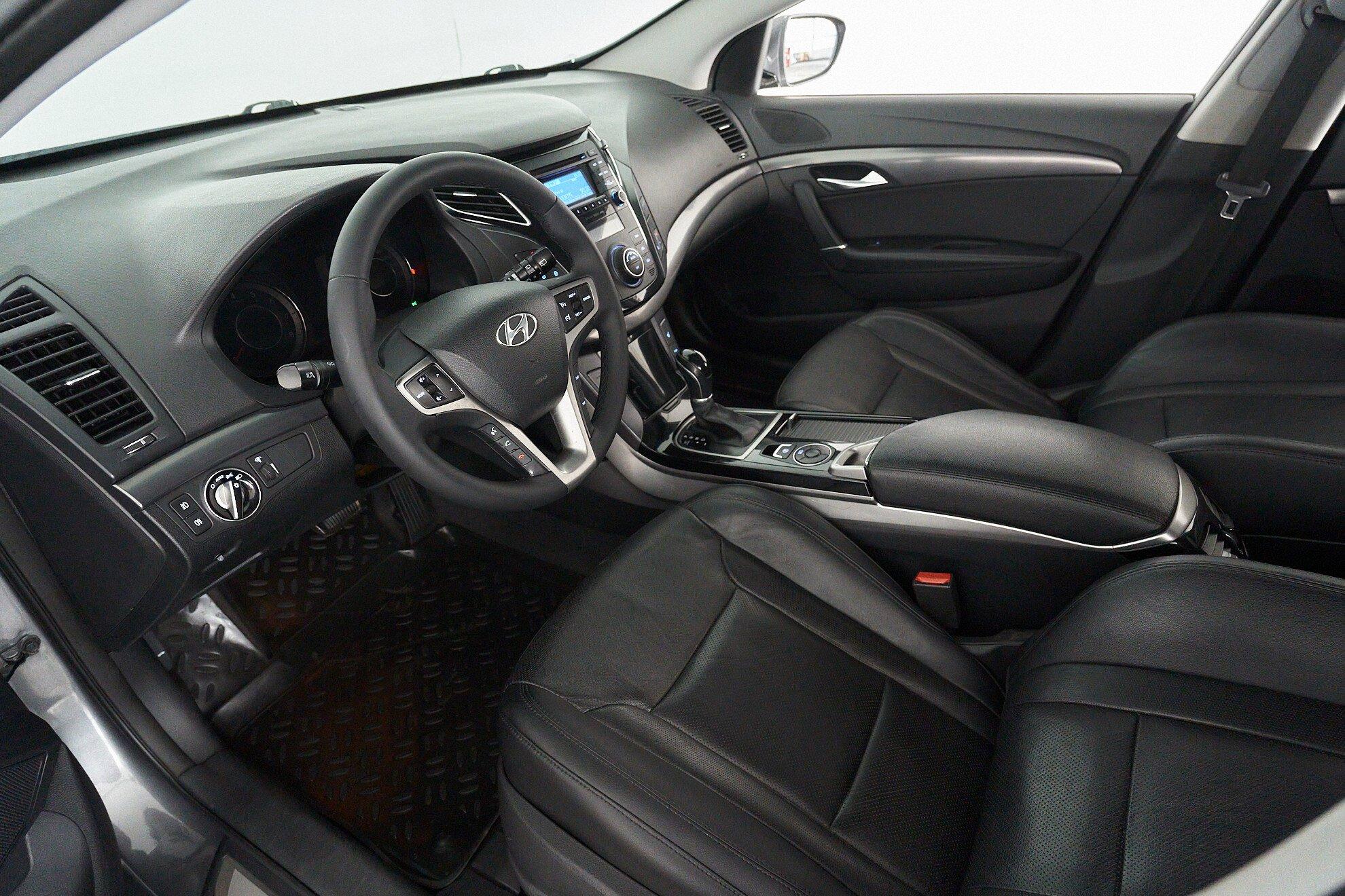Hyundai i40 2012, серый