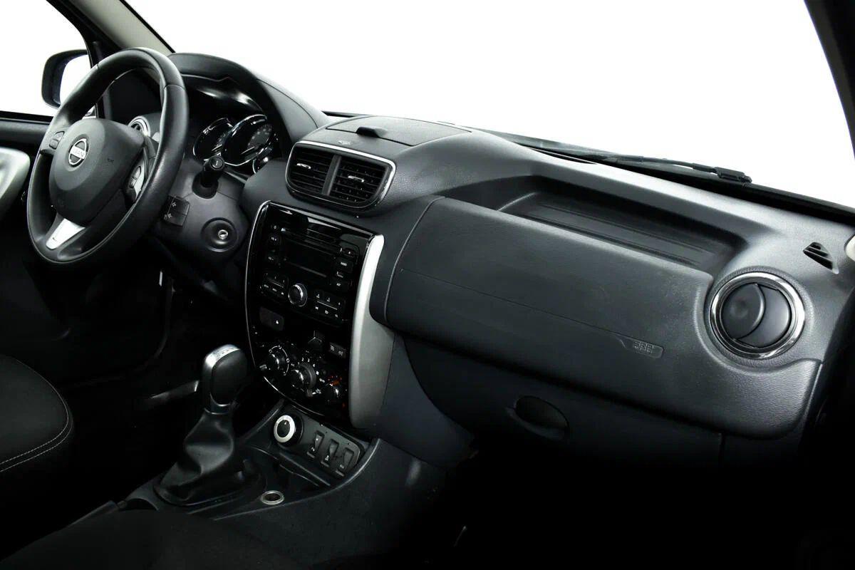Nissan Terrano 2021, серебряный