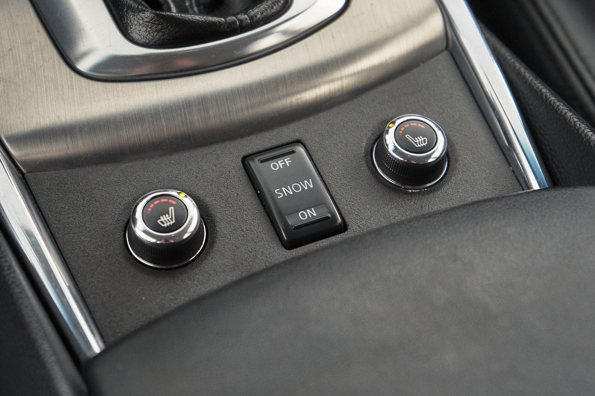 Infiniti G 2010, черный