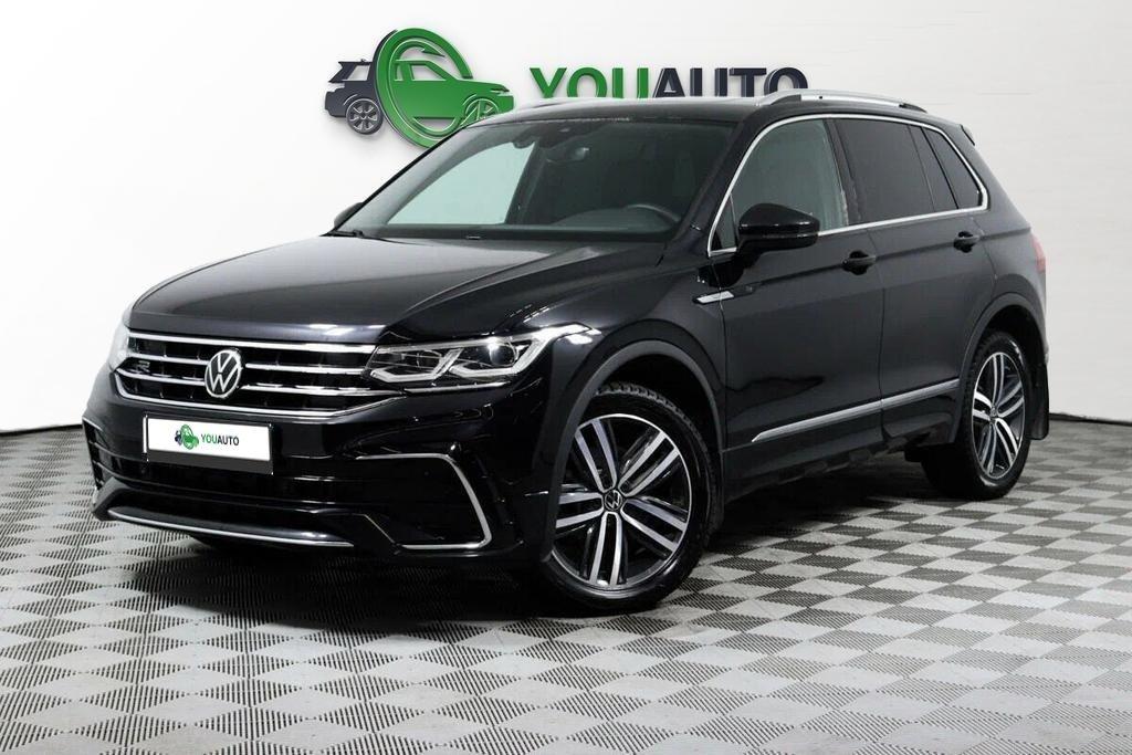 Volkswagen Tiguan 2021, черный