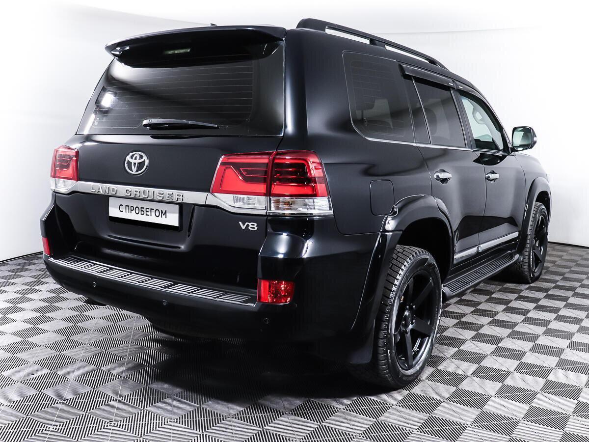 Toyota Land Cruiser 2016, черный
