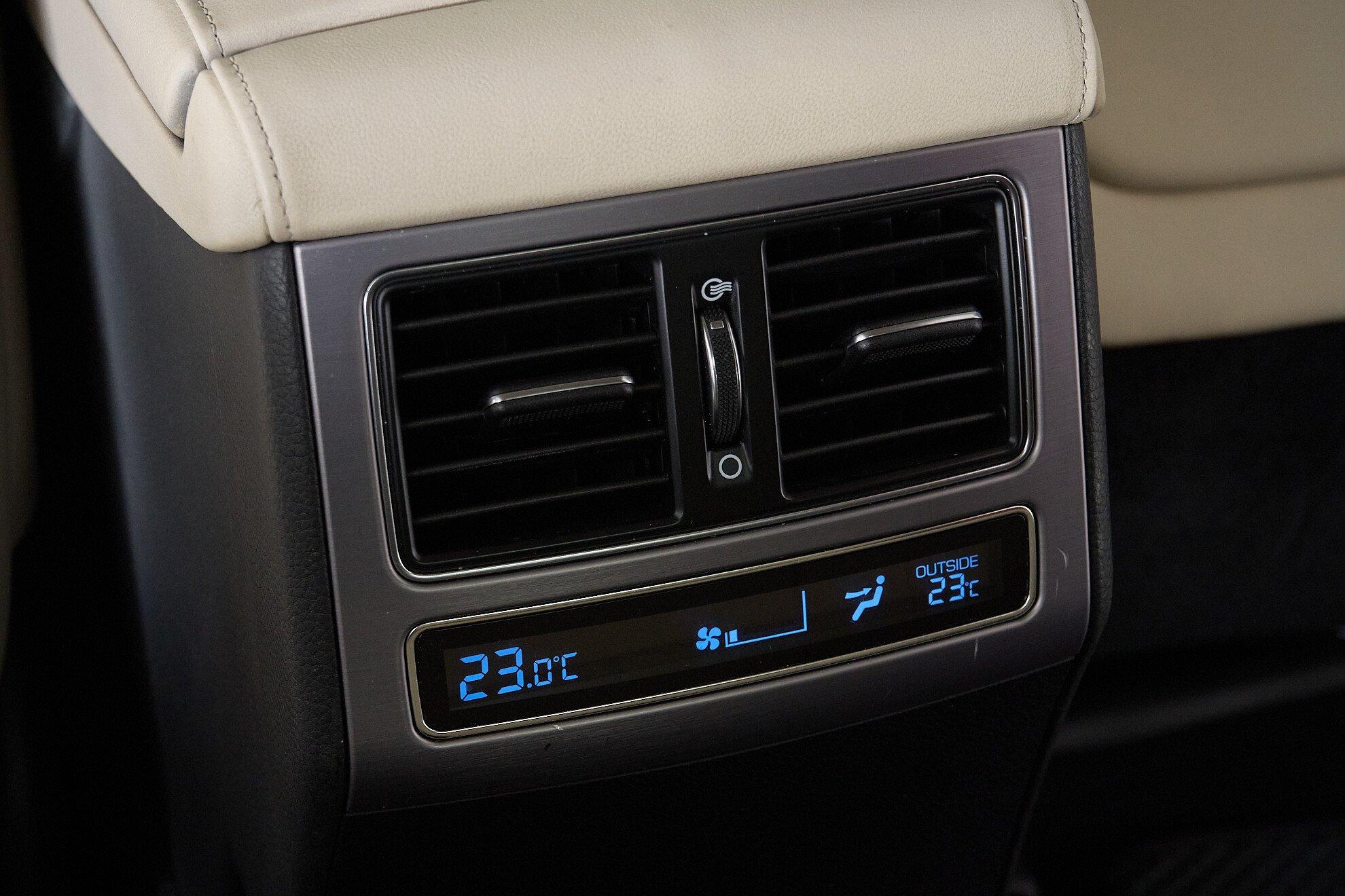 Hyundai Equus 2014, черный