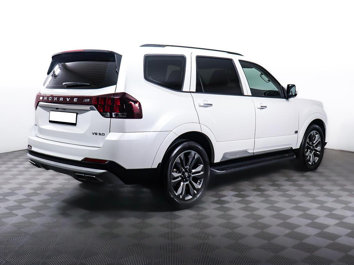 Kia Mohave 2023, белый