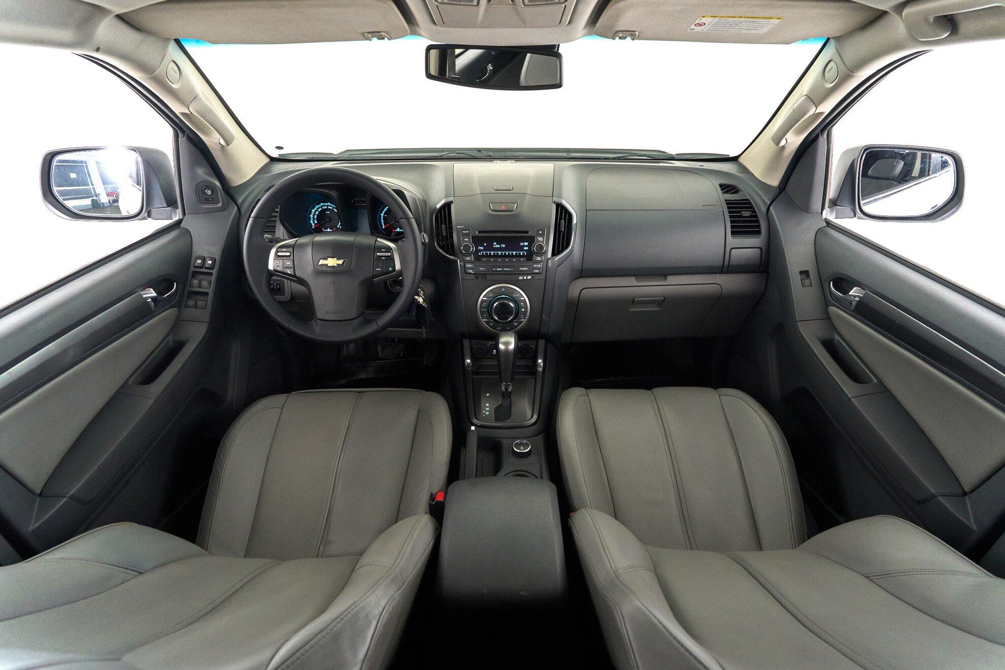 Chevrolet TrailBlazer 2013, белый