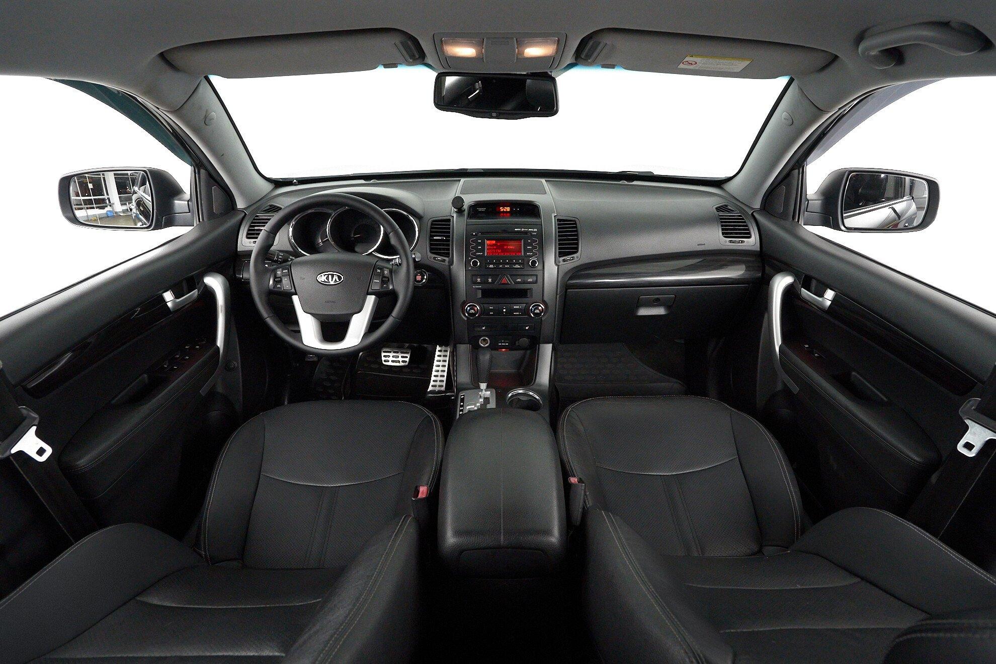 Kia Sorento 2010, черный