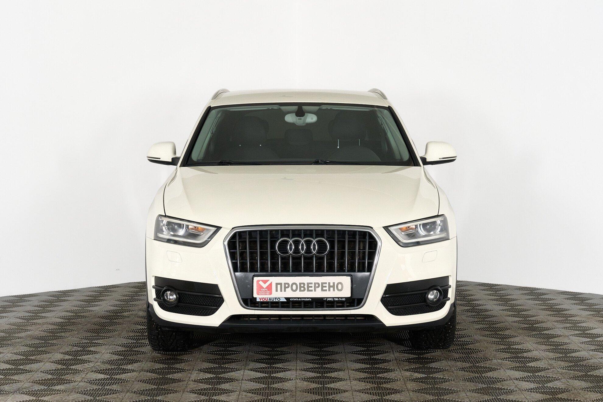 Audi Q3 2012, белый