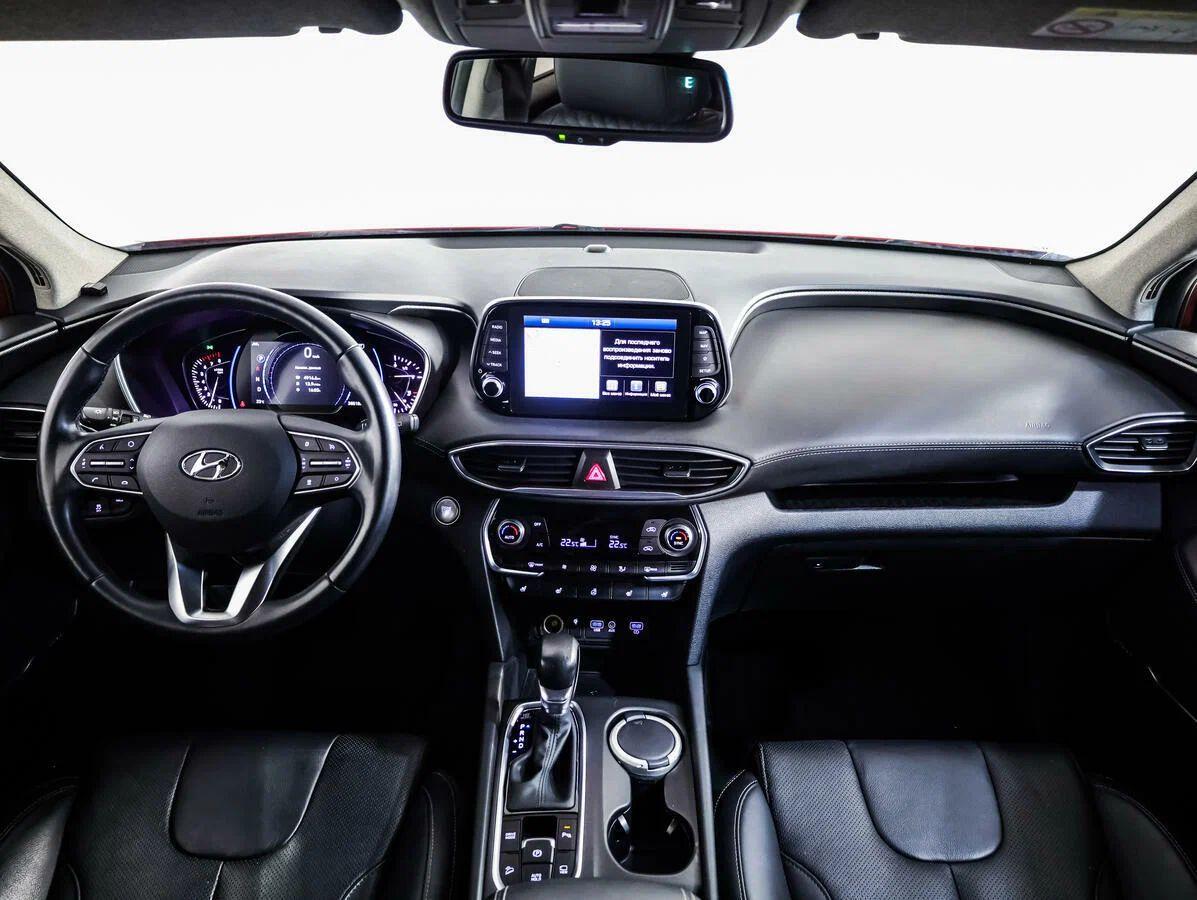 Hyundai Santa Fe 2019, красный