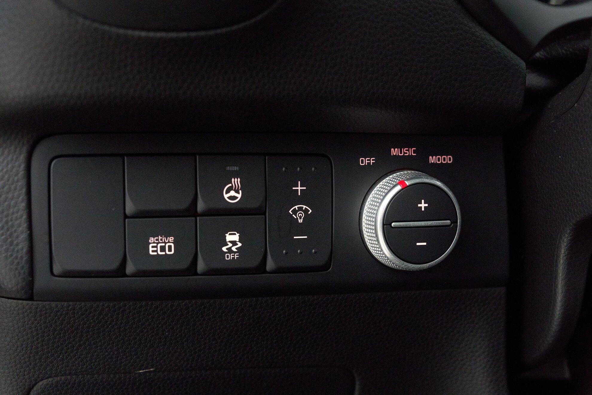 Kia Soul 2016, белый