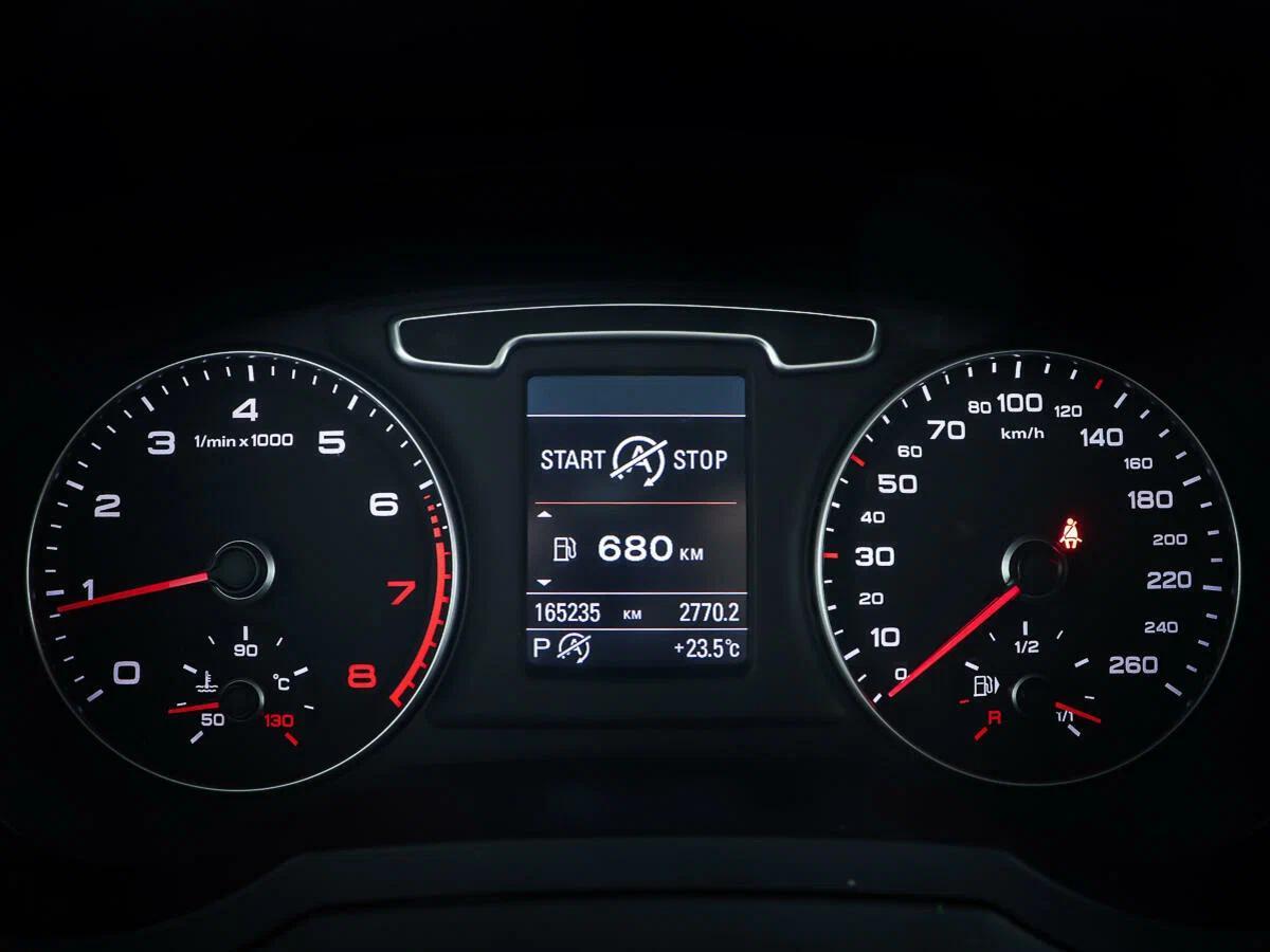 Audi Q3 2014, коричневый