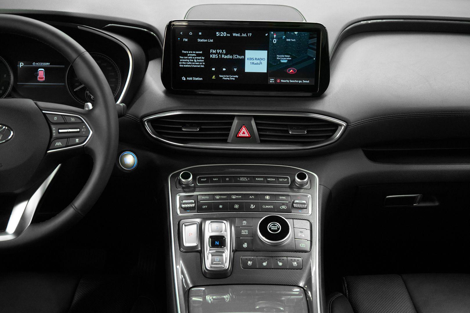 Hyundai Santa Fe 2020, черный