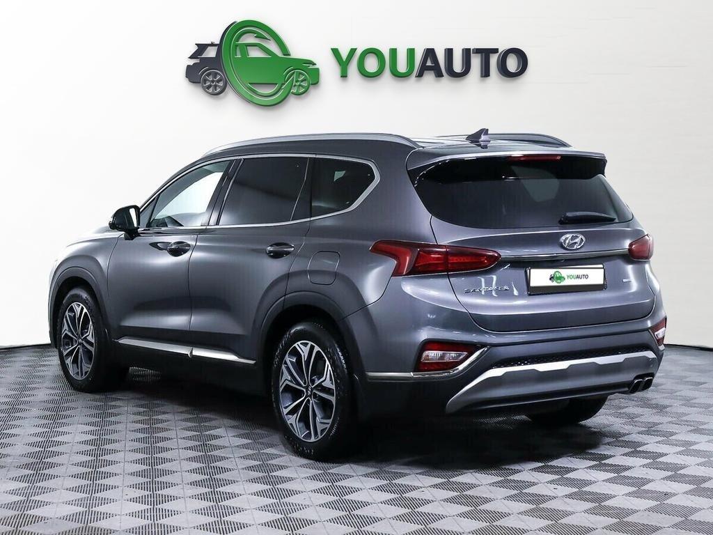 Hyundai Santa Fe 2020, серый