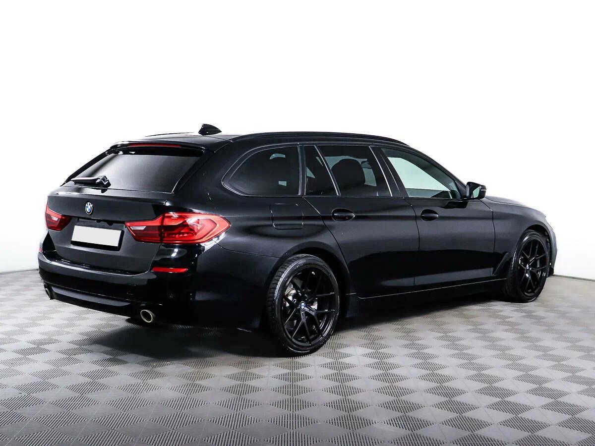 BMW 5 серии 2019, черный