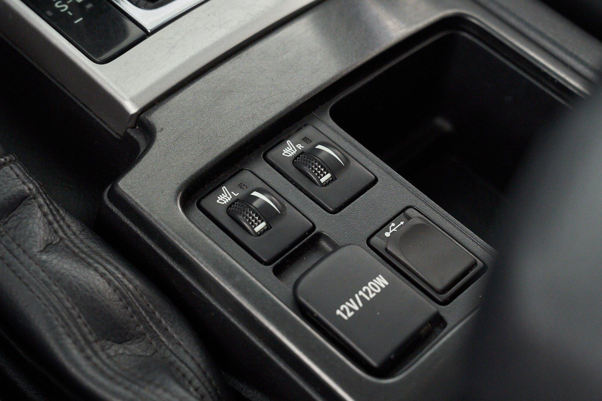 Toyota Land Cruiser Prado 2015, черный